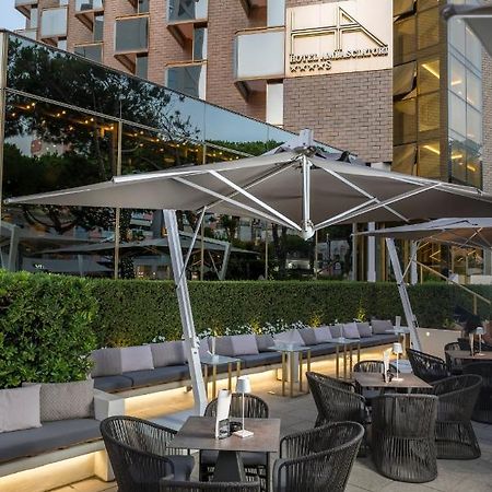Hotel Ambasciatori Rimini Ngoại thất bức ảnh