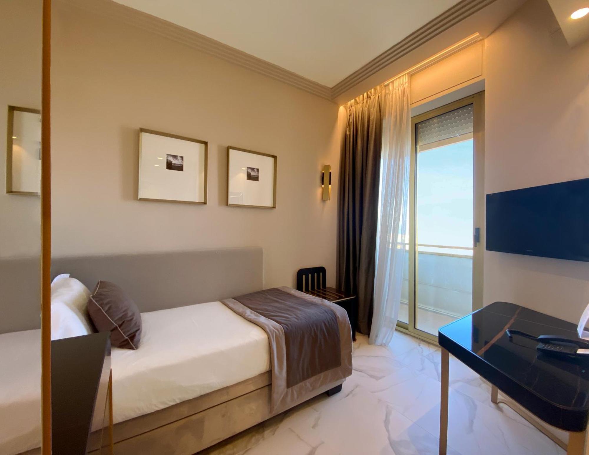 Hotel Ambasciatori Rimini Phòng bức ảnh