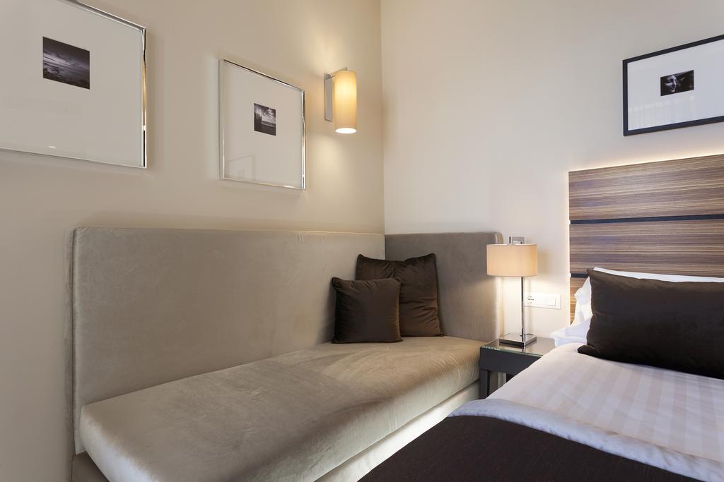 Hotel Ambasciatori Rimini Ngoại thất bức ảnh