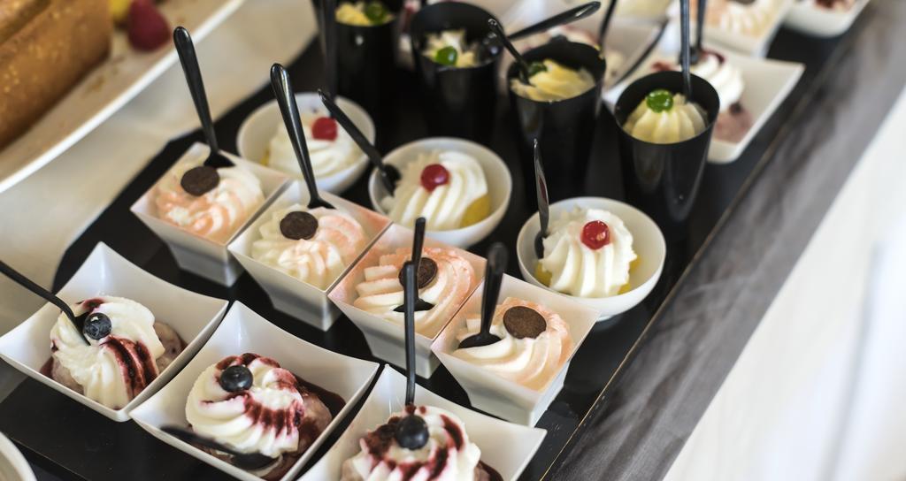 Hotel Ambasciatori Rimini Ngoại thất bức ảnh